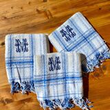 Set of 3 old napkins