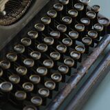 Contin typewriter