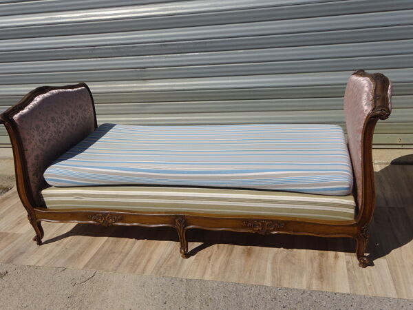 Banquette lit ancienne, de style Louis XV