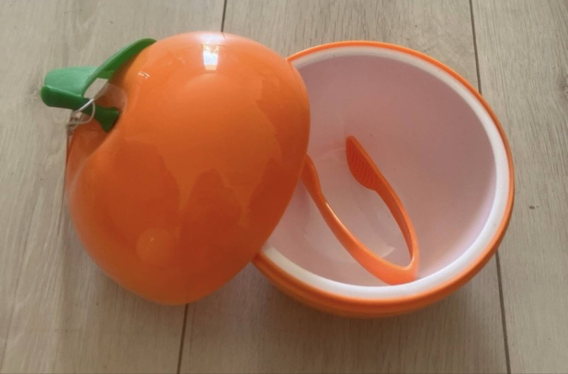 Sceau à glaçons orange