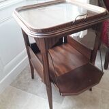 Empty table with bar flap