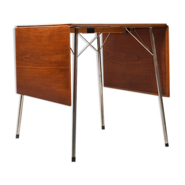 Table en teck par Arne Jacobsen