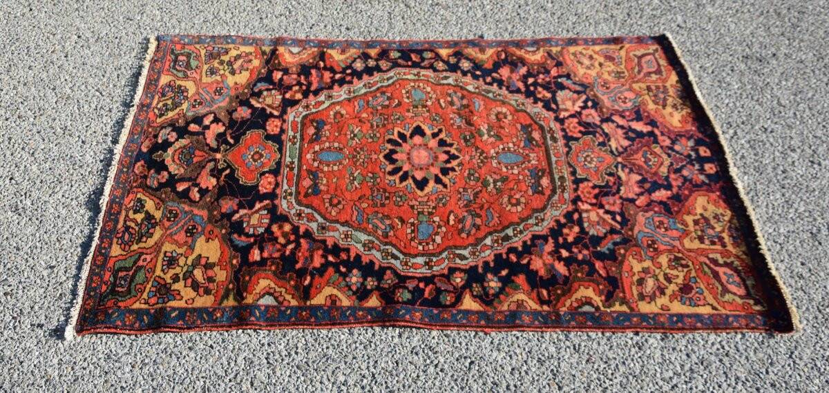 Persian oriental carpet, ancient Iranian Malayer: 0.90 x 1.40 metres