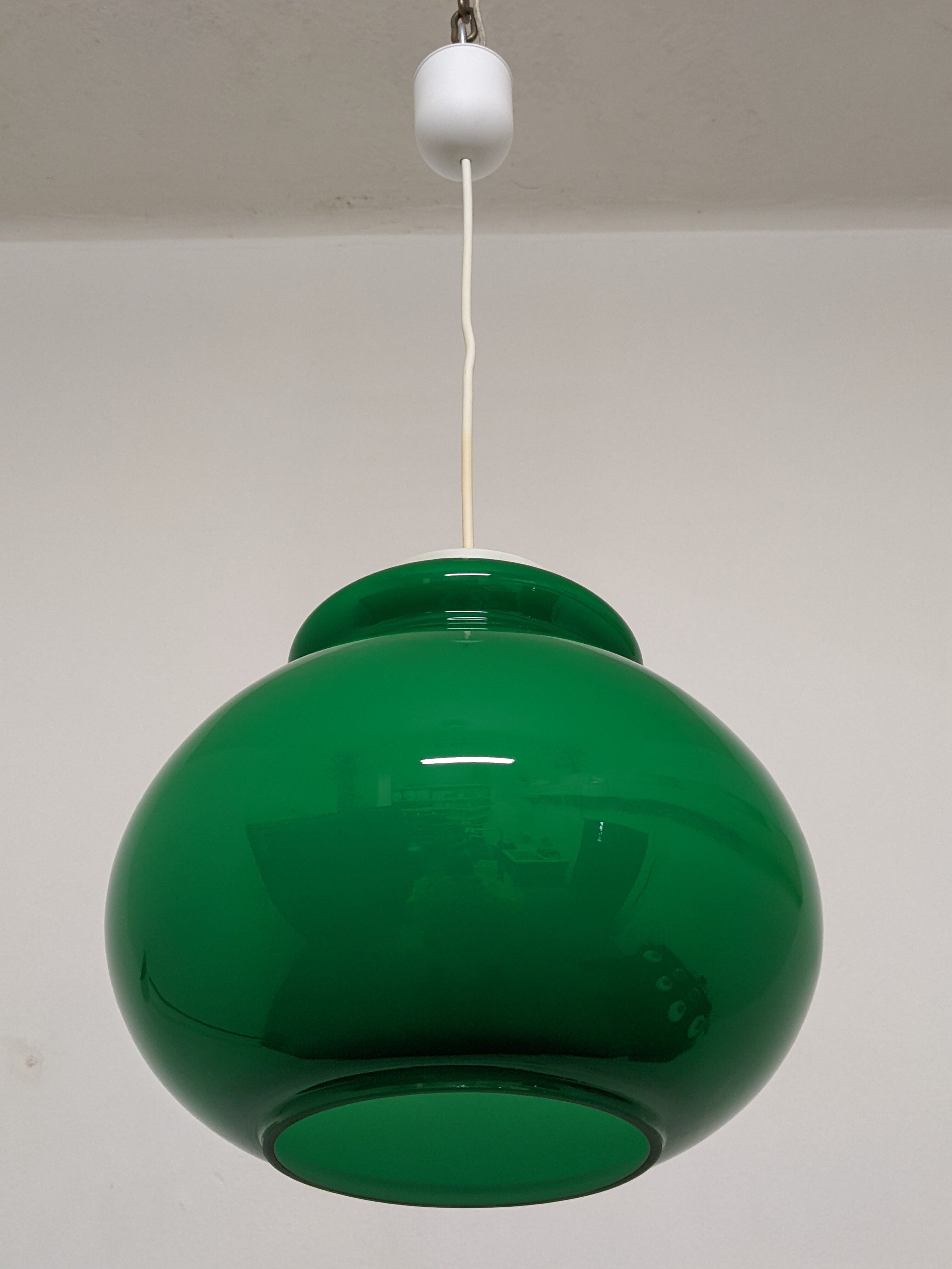 Green opaline suspension from the 60s/70s