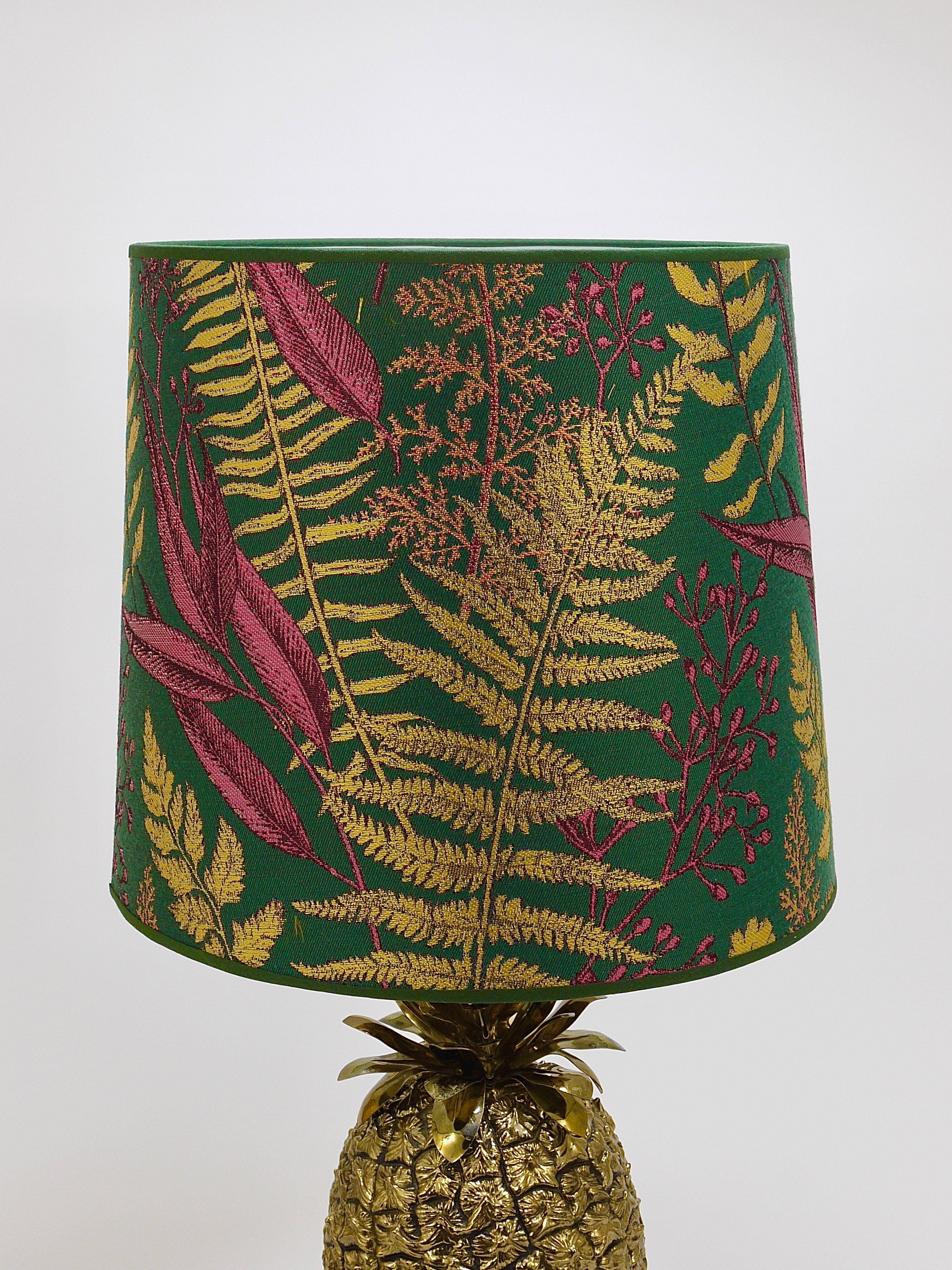 Hollywood Regency pineapple table lamp in brass by Mauro Manetti, Italy, 1970s.