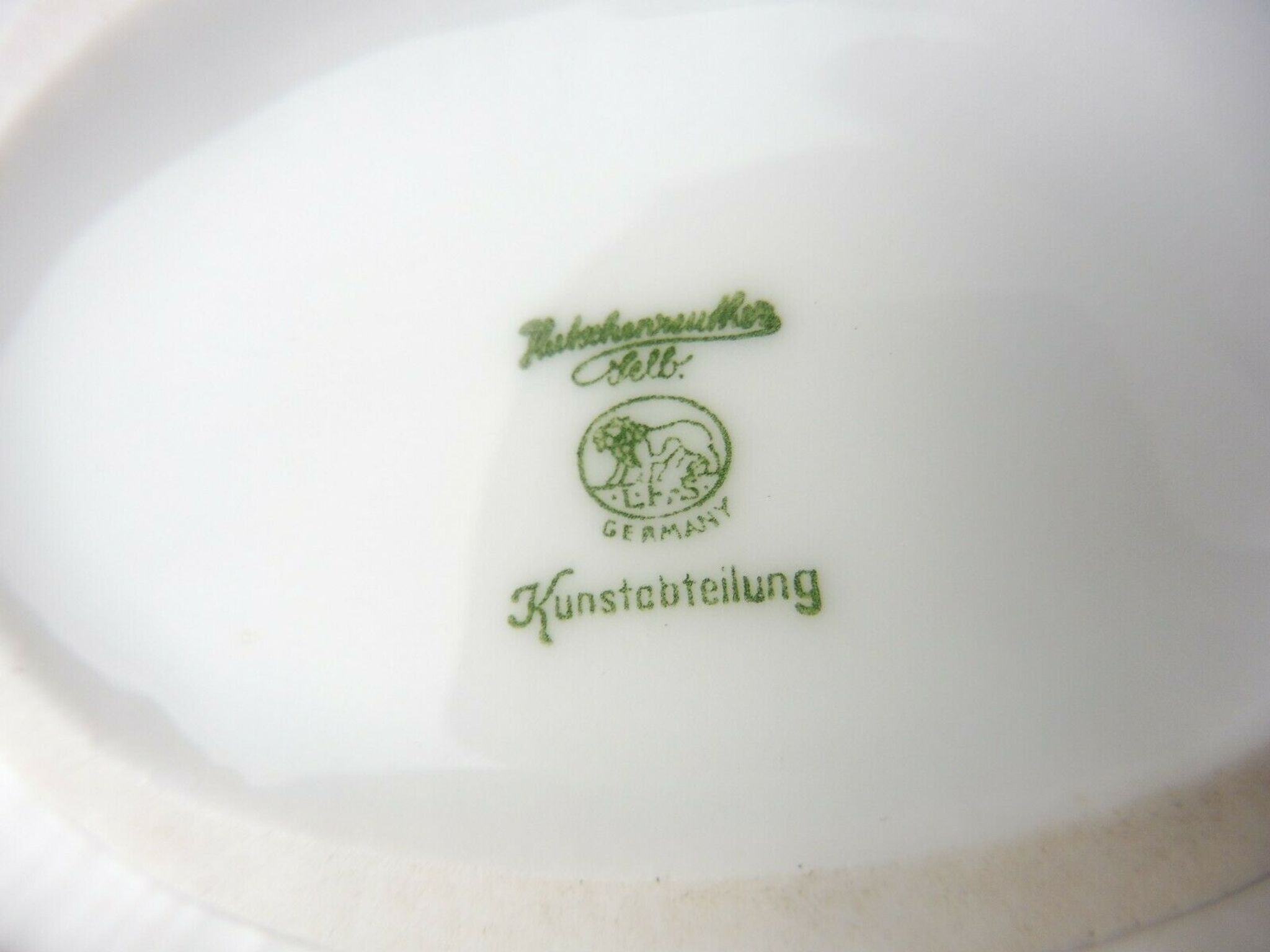 Empty pocket, shell shape, ceramic Hutschenreuther Kunstabteilung