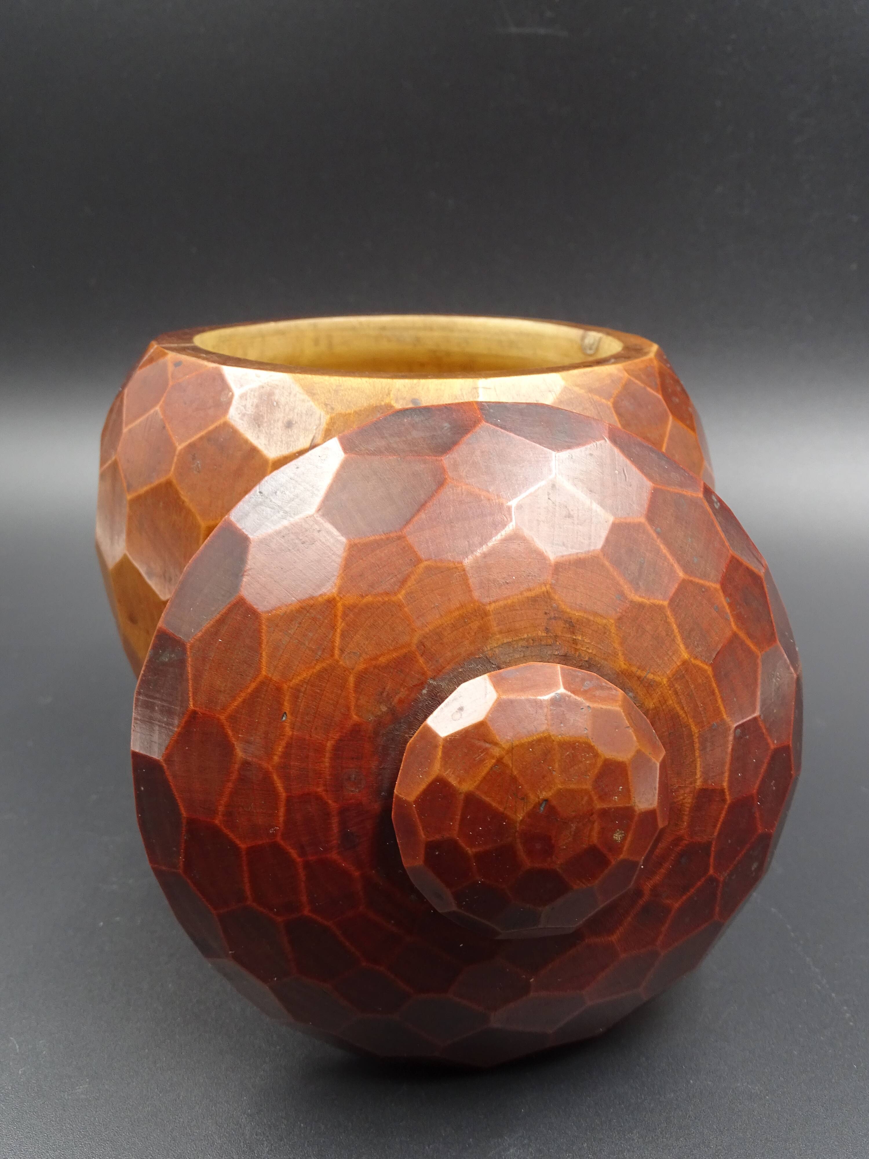 Wooden box- Decoration of cut sides - circa 1950