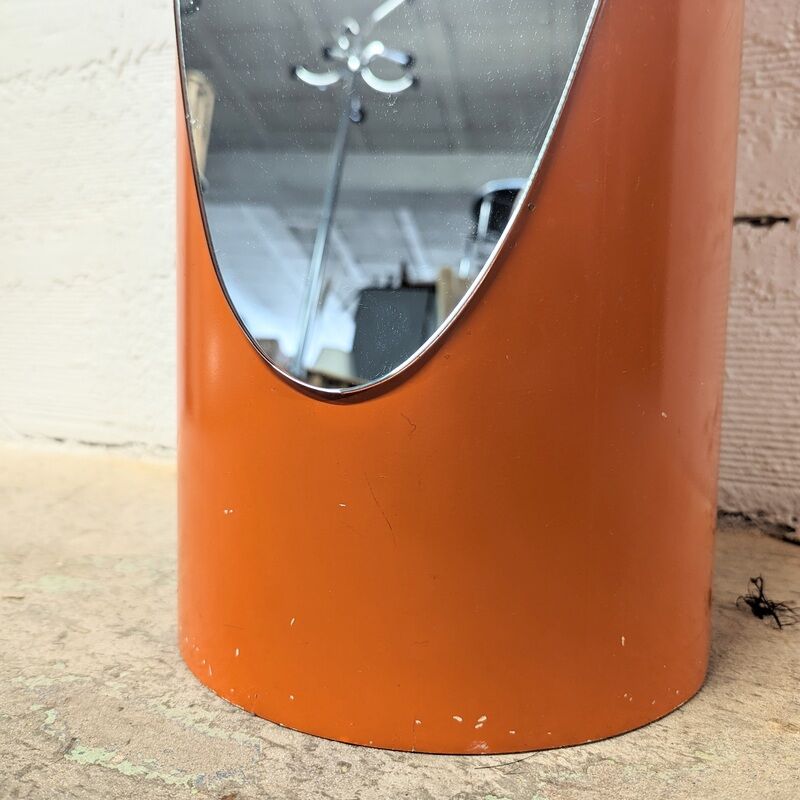 Orange lipstick mirror