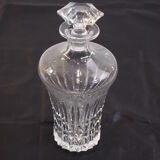 Ancient carafe with its cut crystal bouchon