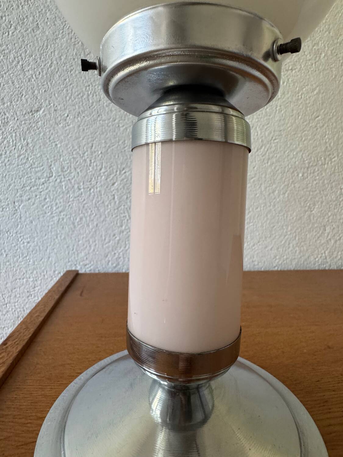 Small Art Deco Bauhaus opaline lamp