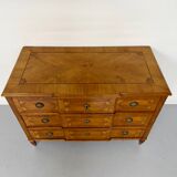 Antique marquetry chest of drawers from the transition period at the end of the 18th century, with 3 wooden drawers.