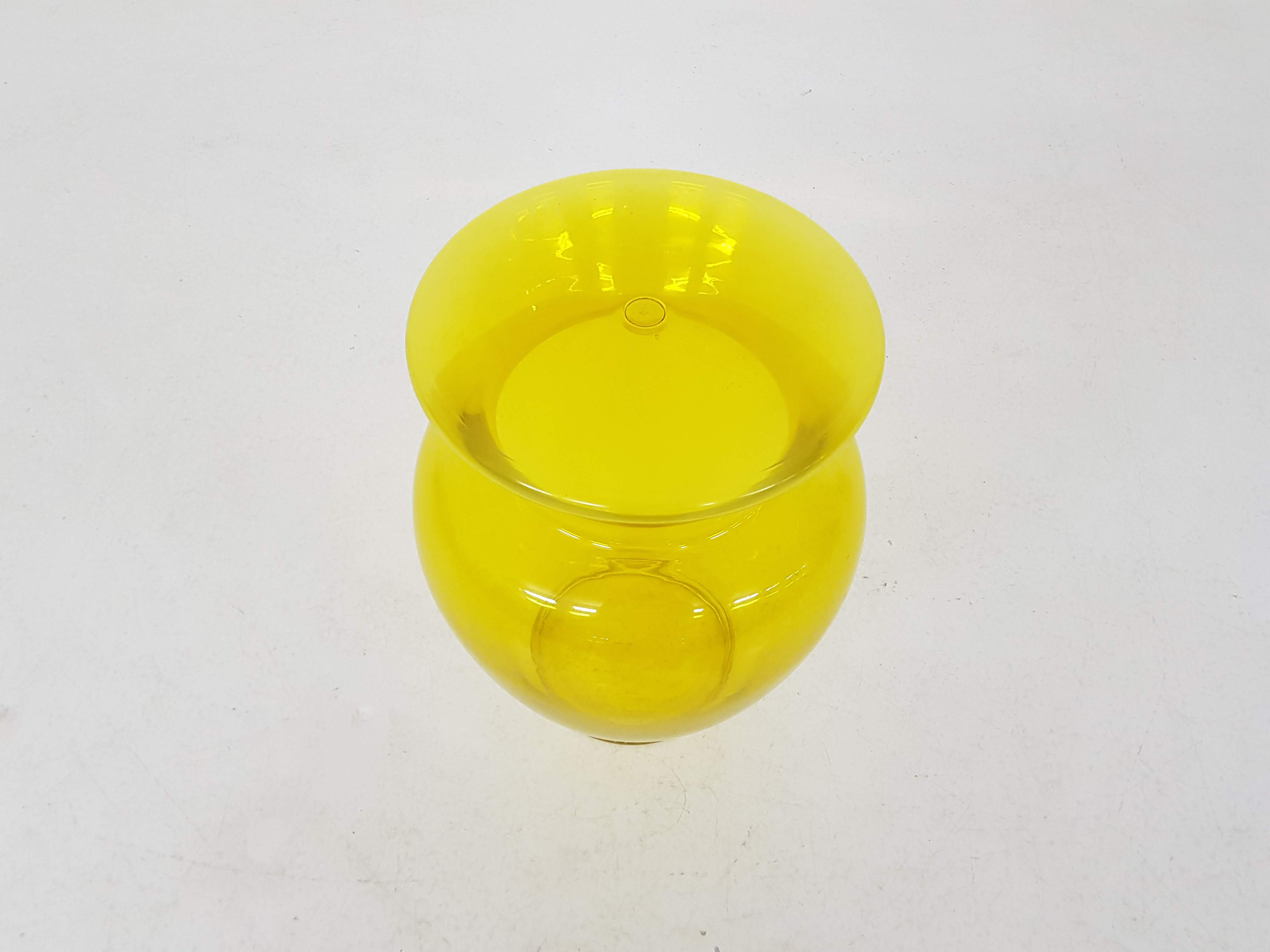 Phillippe Starck, Kartell La Boheme (model 8883) plexiglass stool 2001