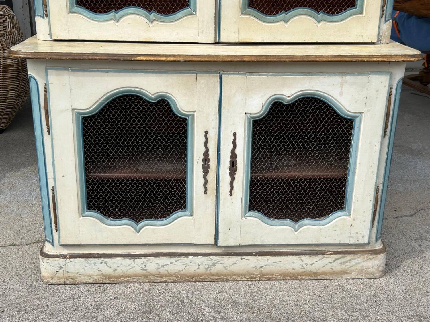 Two Body Buffet On Louis XIV Plinths In Lacquered Oak 18th Century