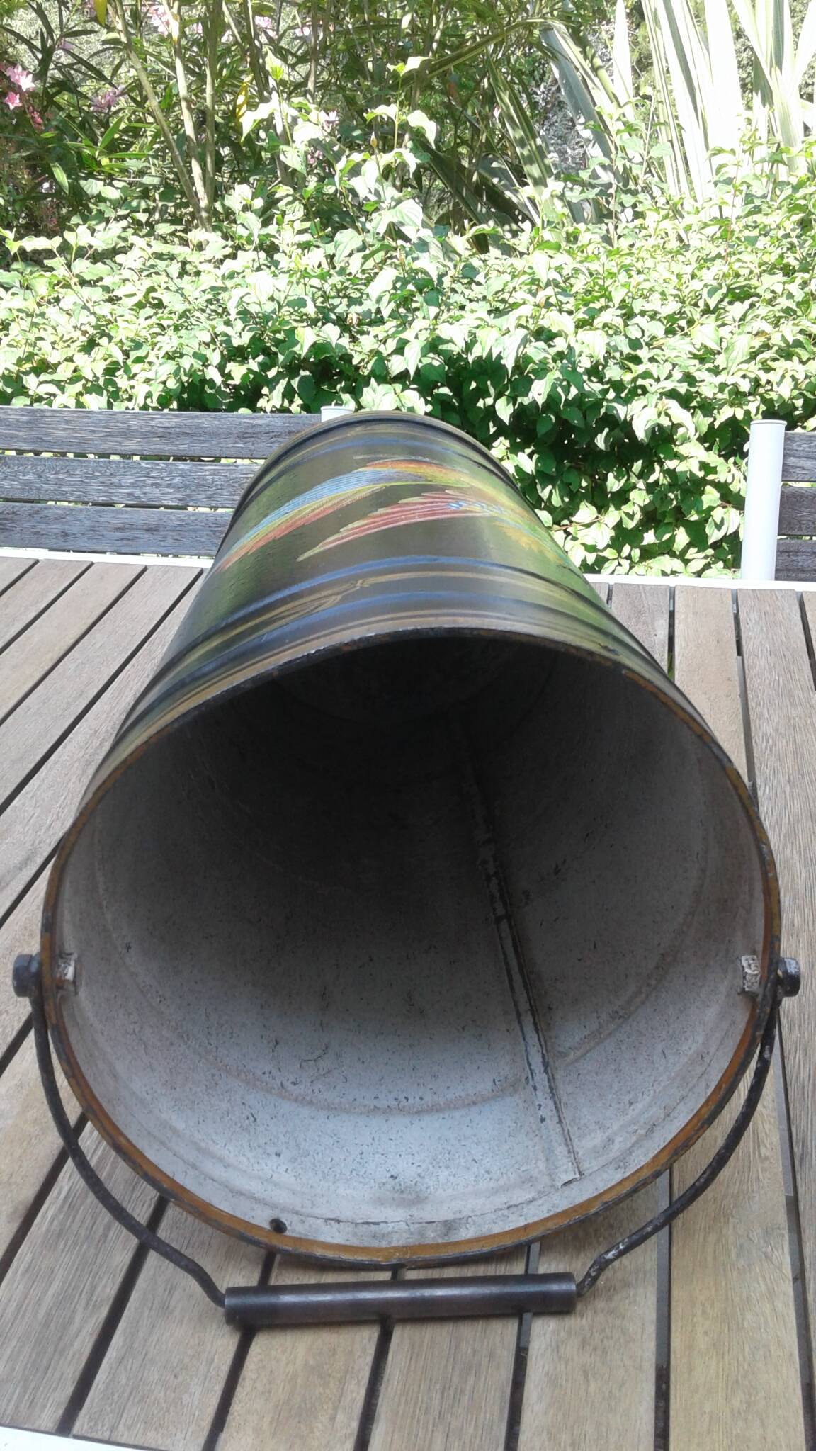 Zinc umbrella stand