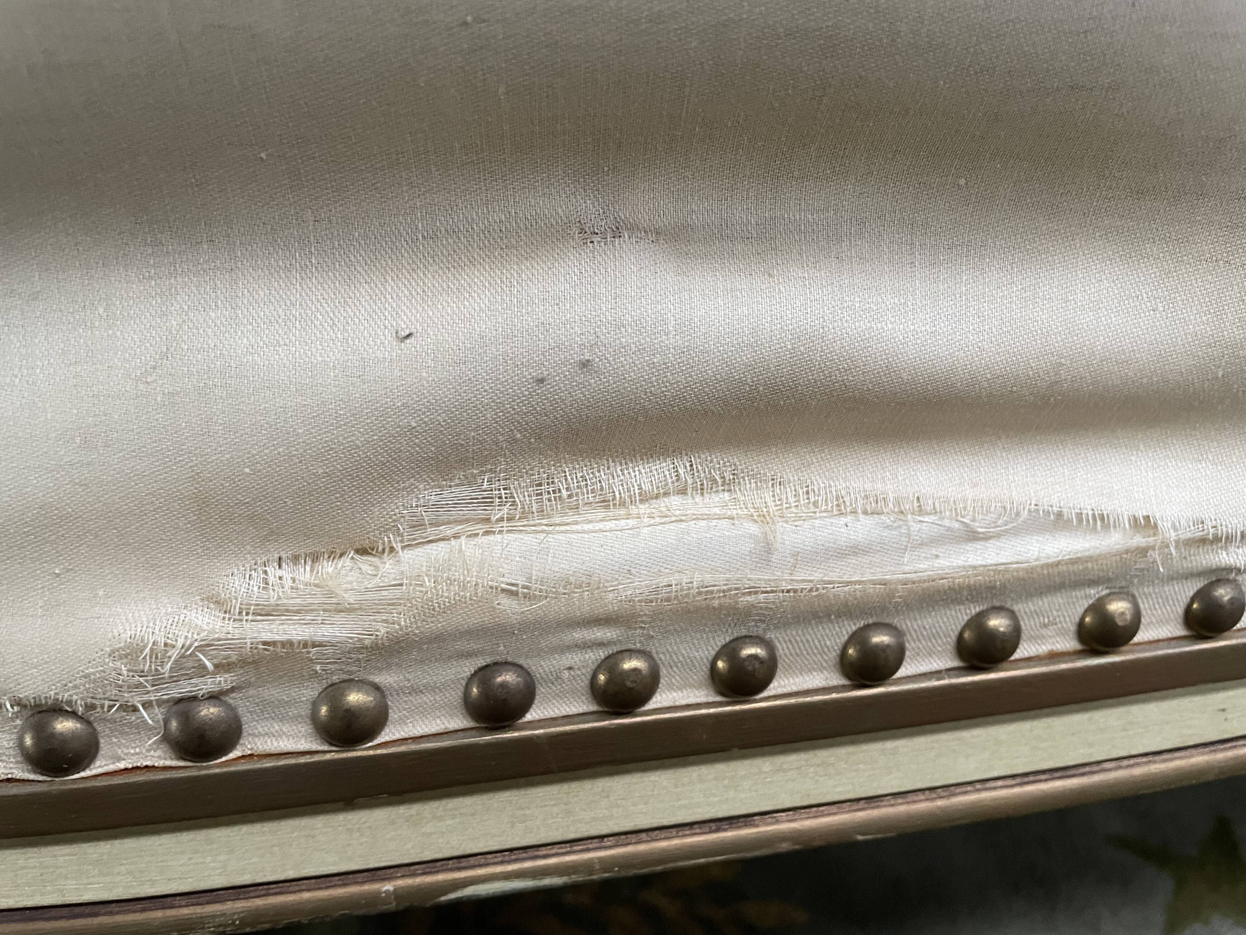 Louis XV style basket sofa