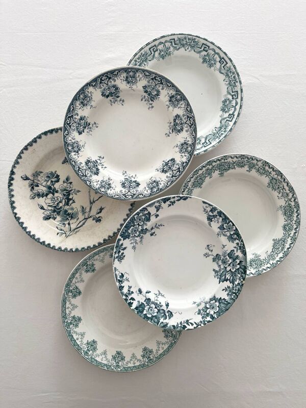 6 assiettes creuses en terre de fer dépareillées Saint Amand