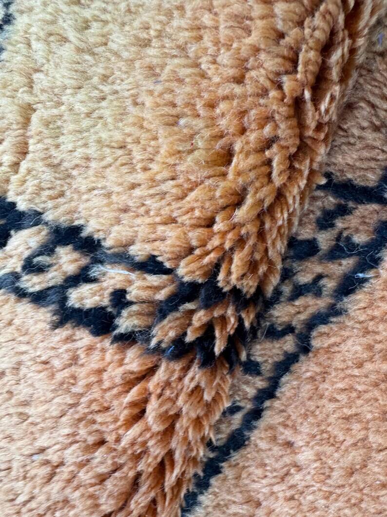 Traditional handmade rug 250cm x 150cm