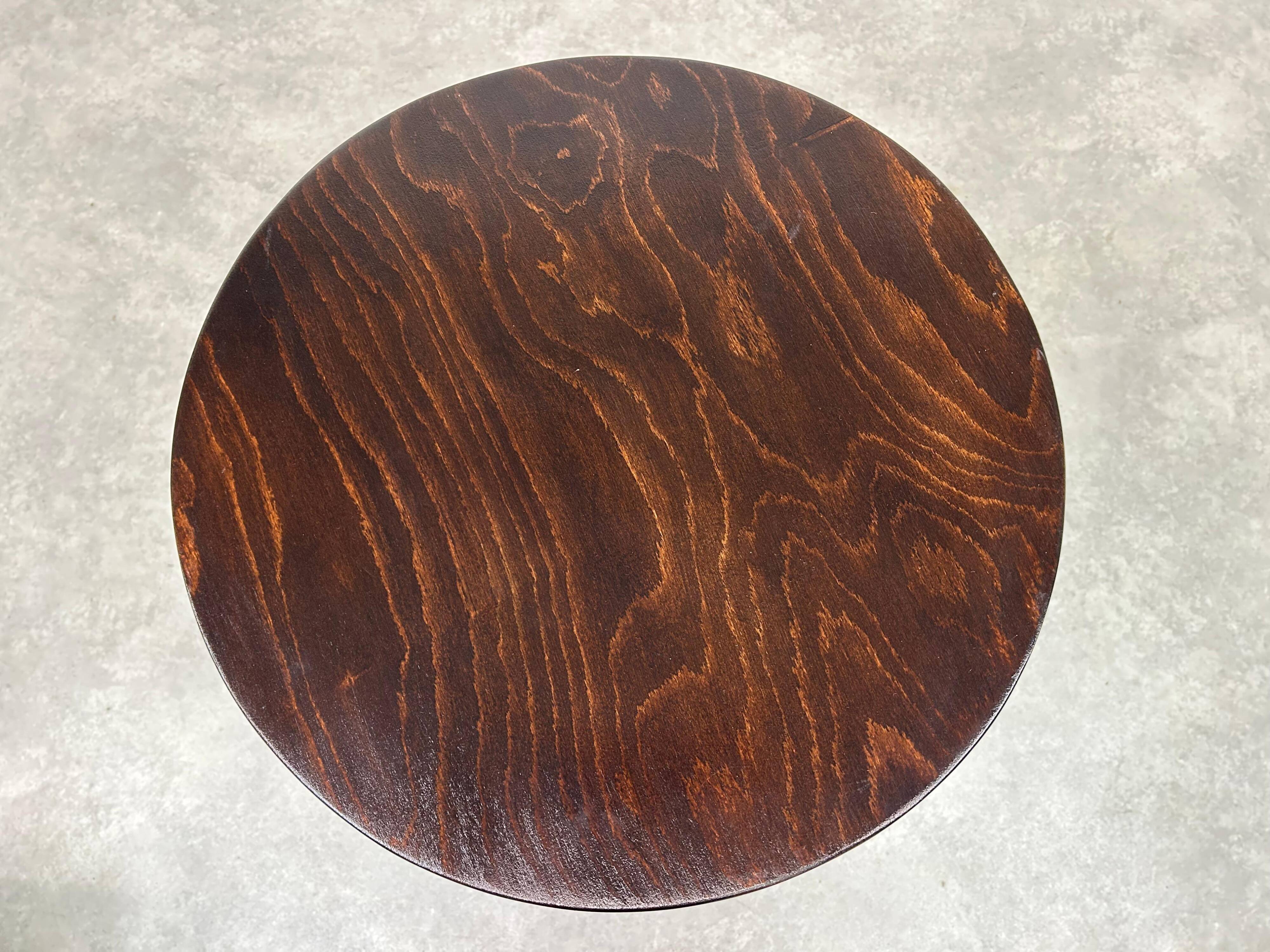 Jugendstil coffee table no. 406 by Josef Hoffmann for Cabaret Fledermaus