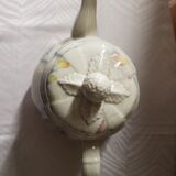 Villeroy and bosh teapot