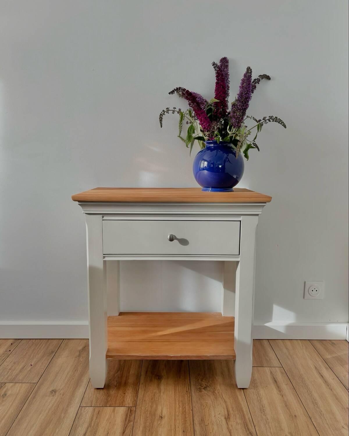Console, small wooden chest of drawers
