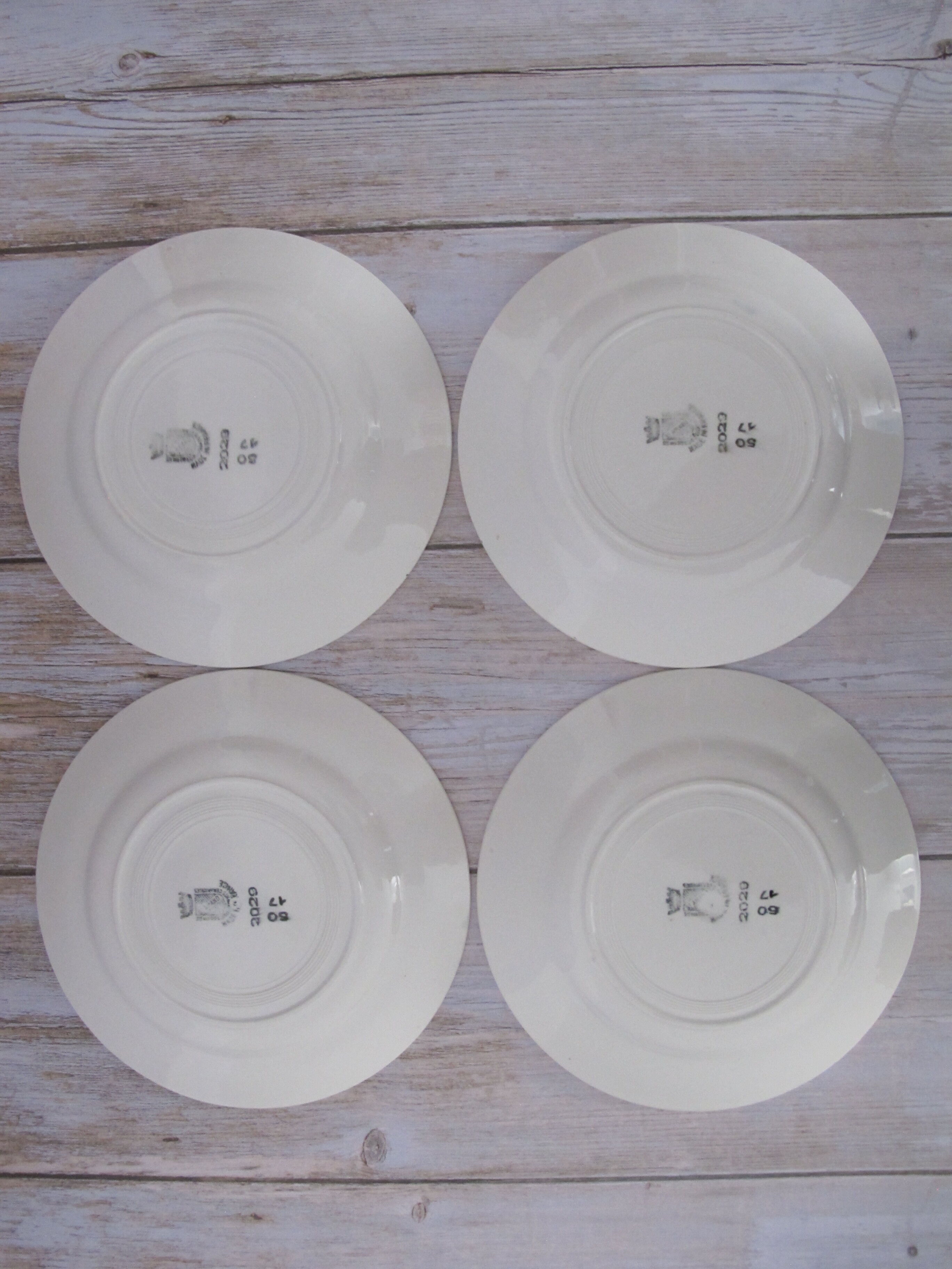 Lot 4 flat plates of st amand
