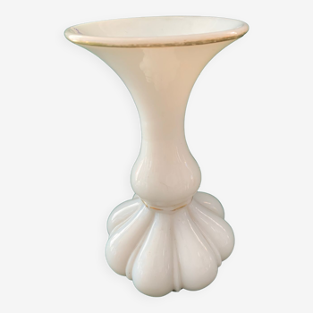 Vase opaline