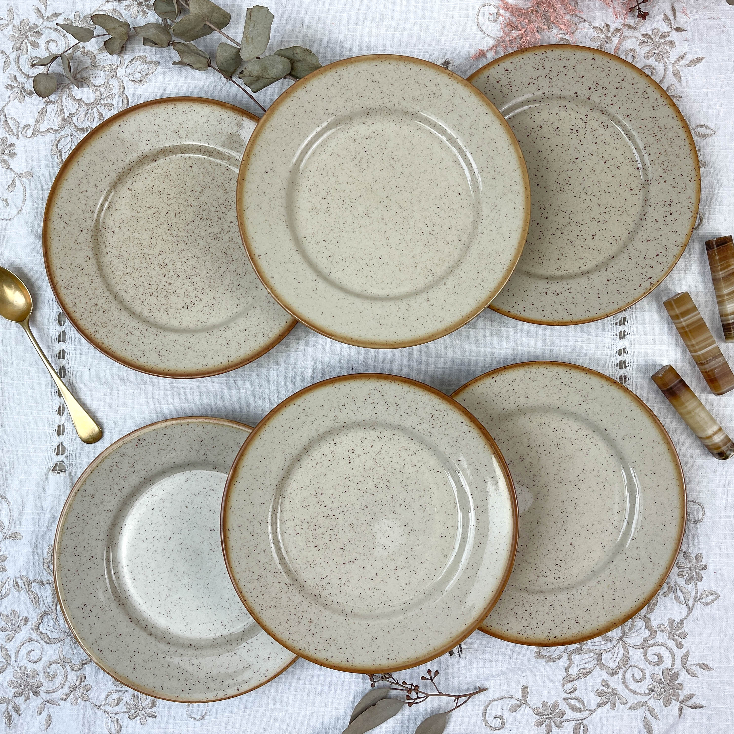 6 Tulowice speckled stoneware plates