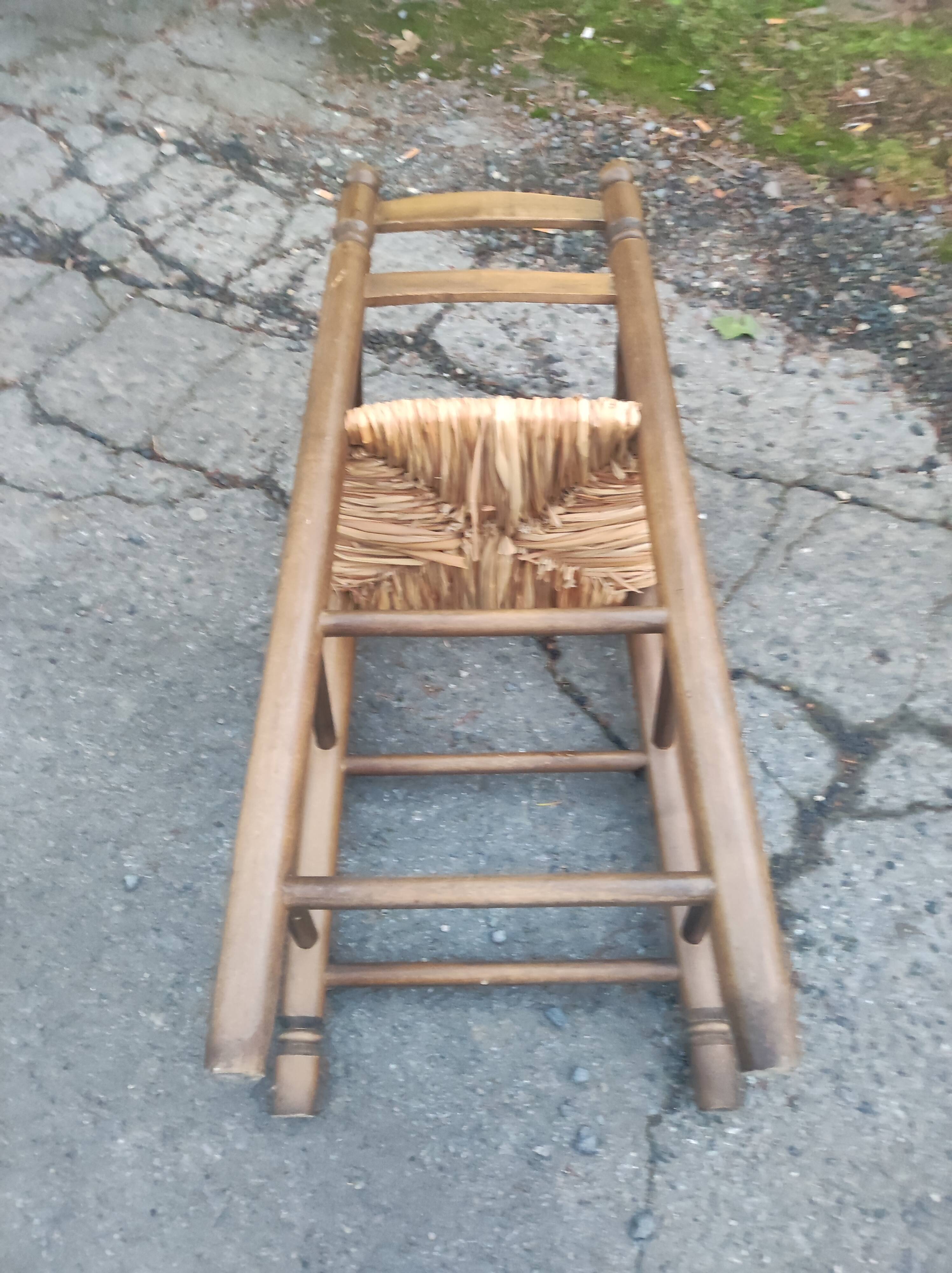 Mulched children's high chair and vintage wood