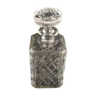 Whisky decanter with glass cap