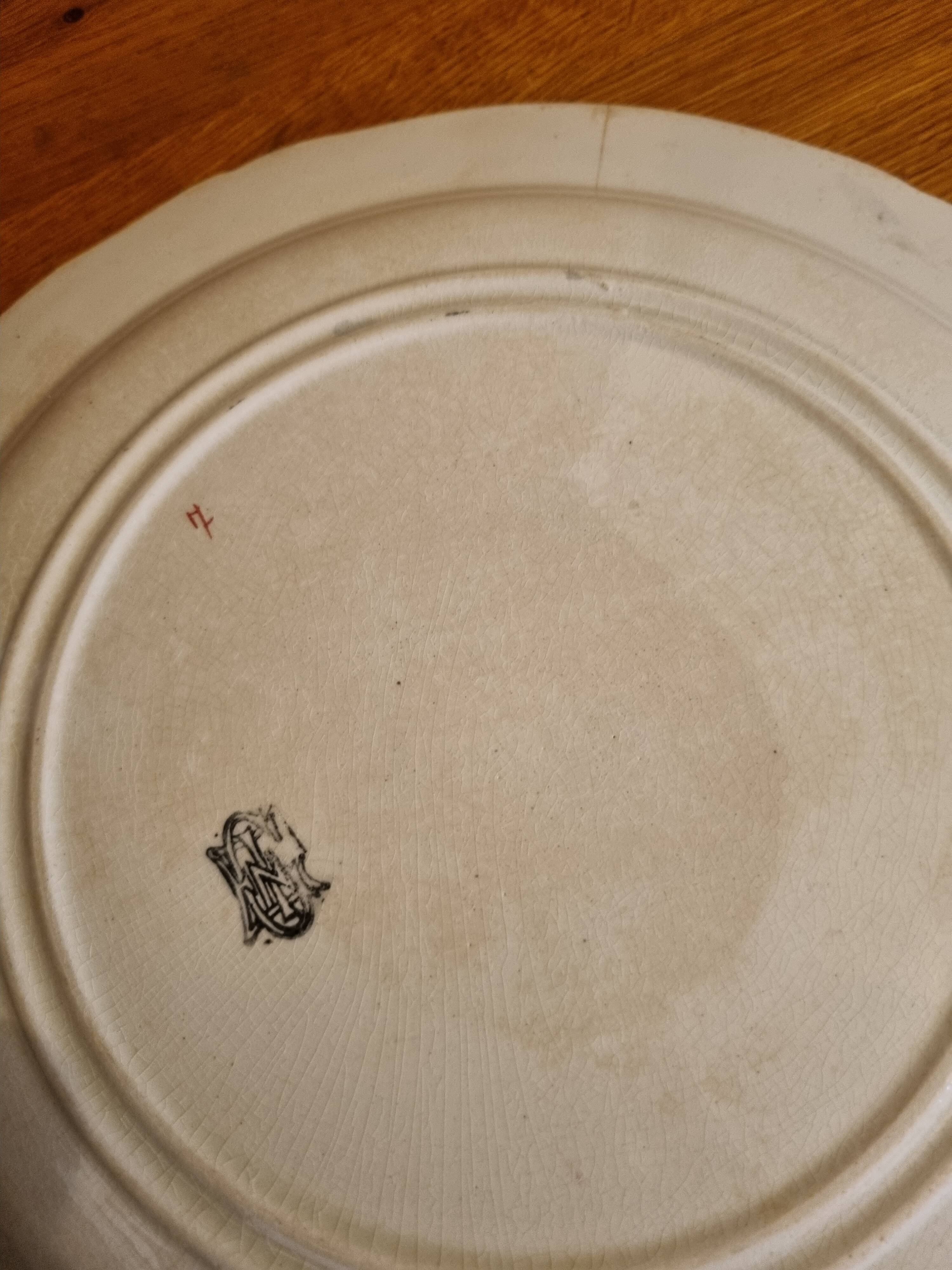Large antique plate in Gien earthenware with Cornucopia pattern Ø 28 cm