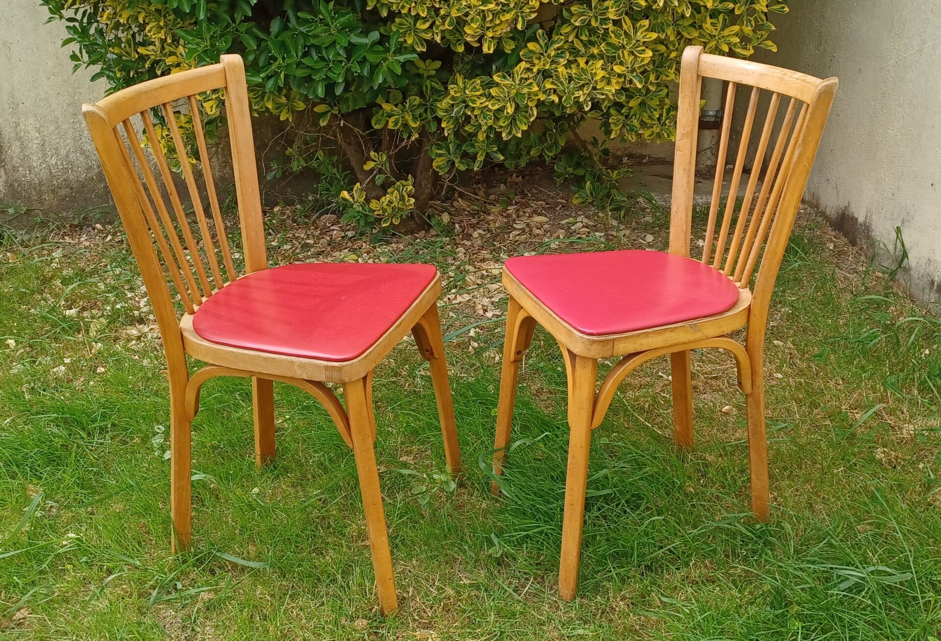 Pair of Baumann bistro chairs no. 12