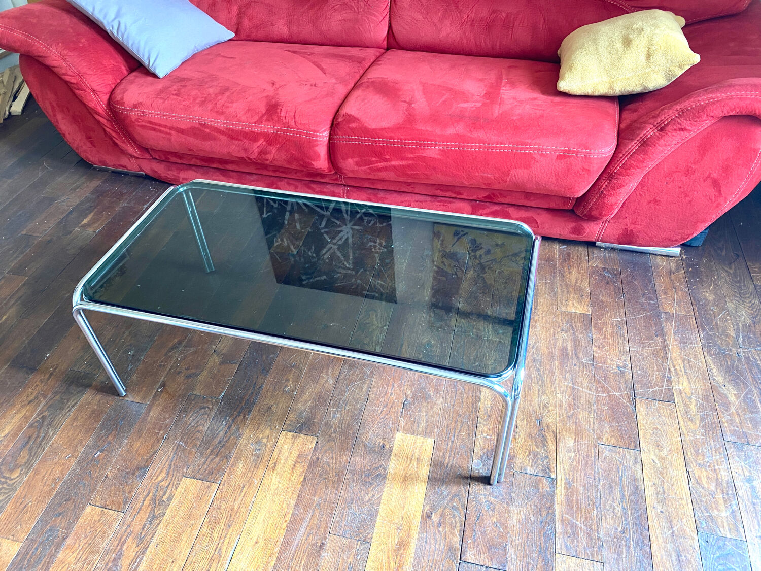 Tubular coffee table