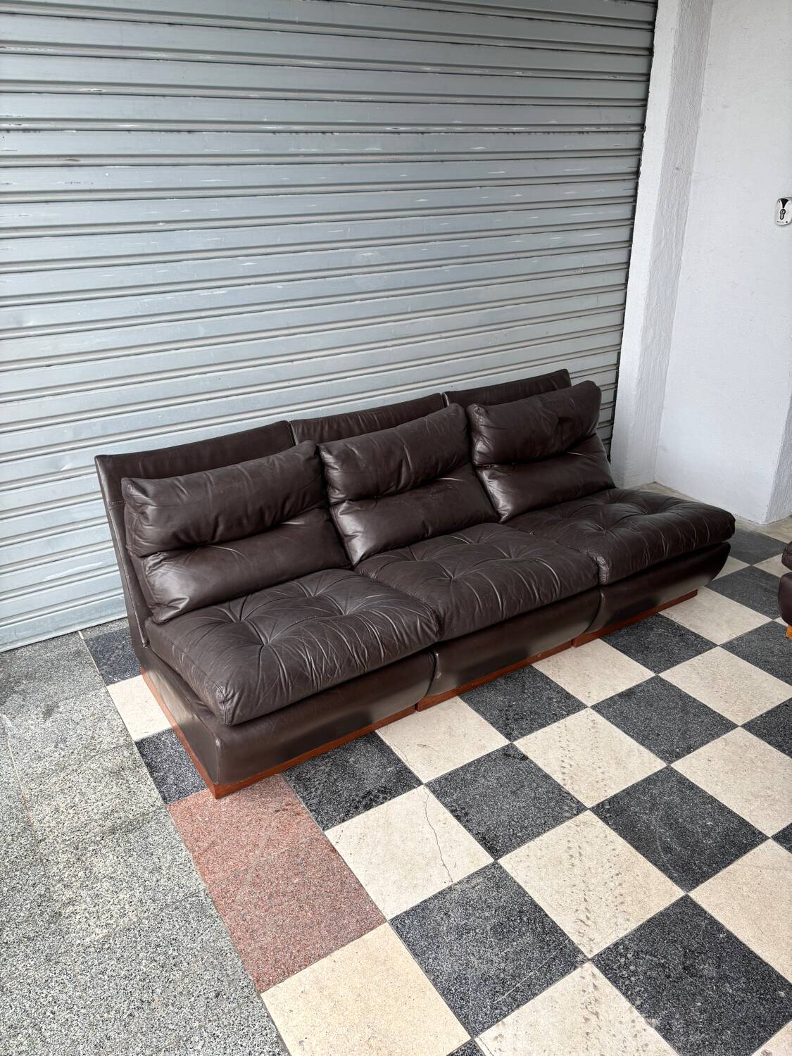 Chauffeuse cuir Roche Bobois