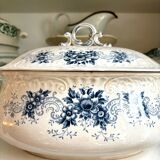 Sarreguemines tureen in iron clay, “Aida” service