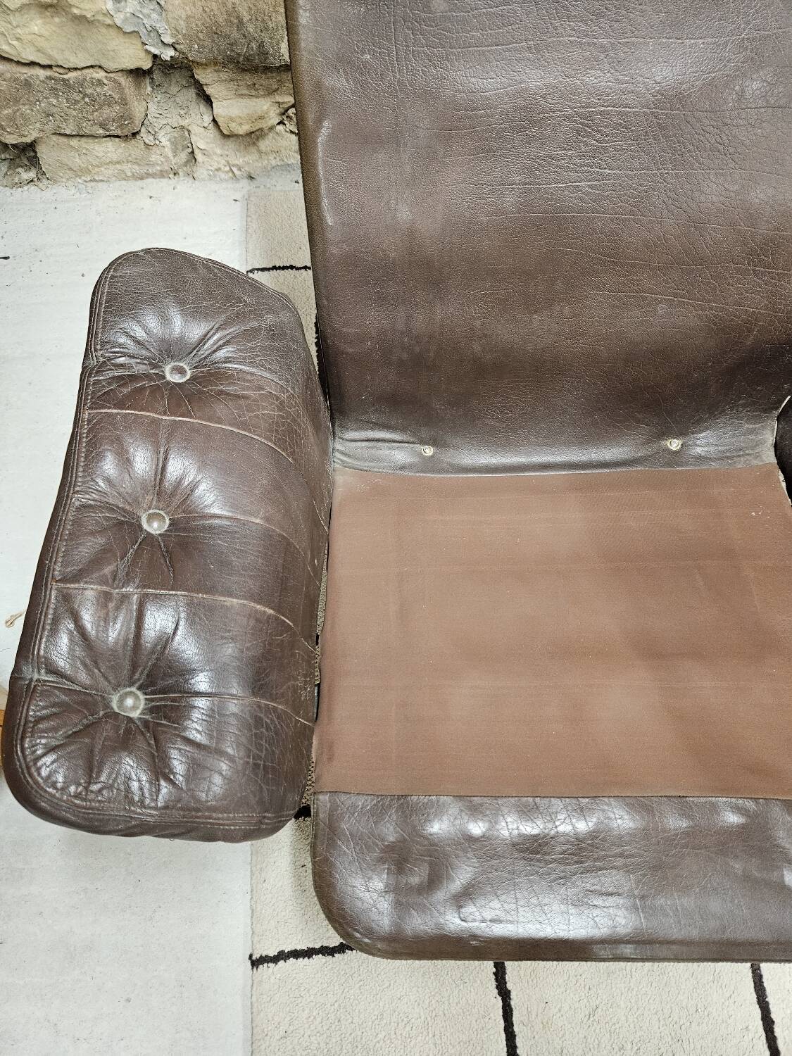 Vintage leather lounge chair 1960