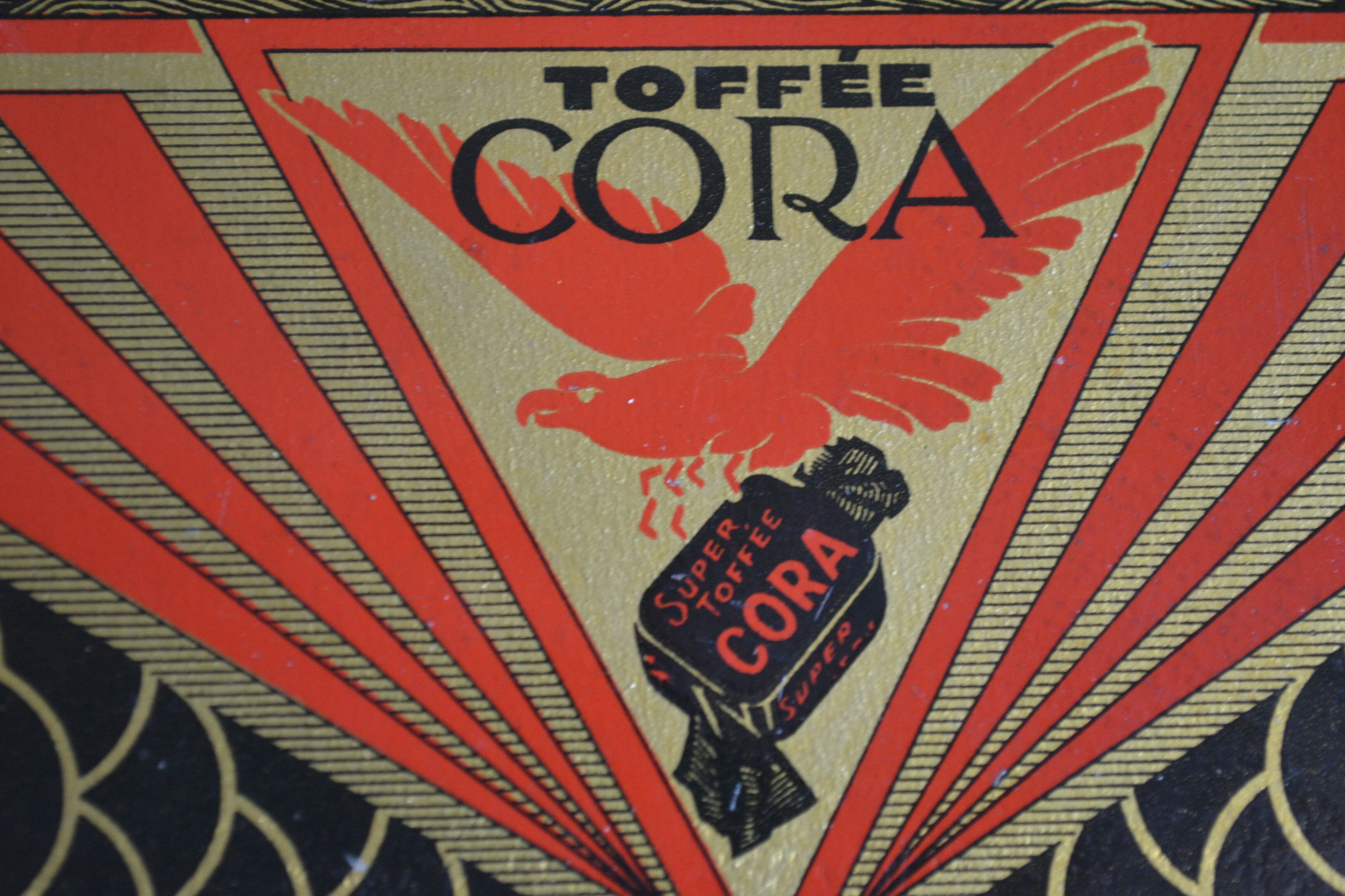 Advertising box toffee cora tole lithograph