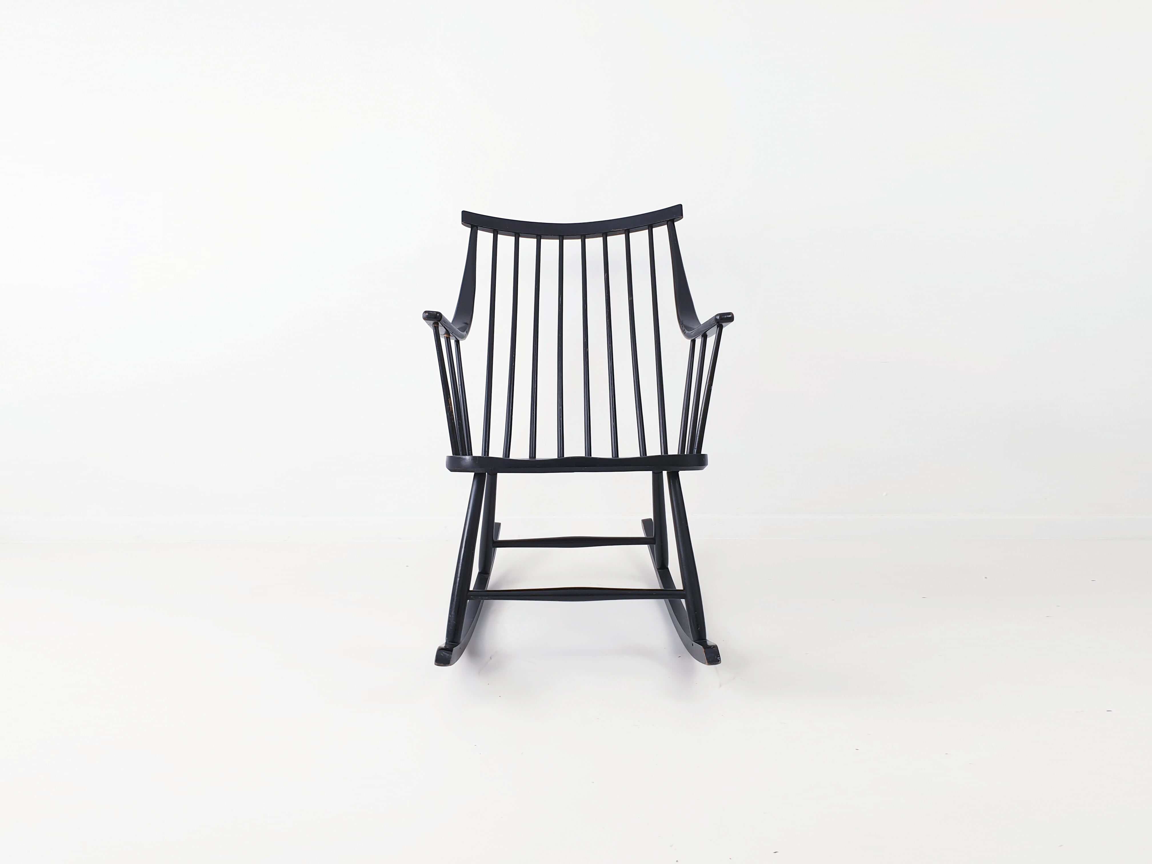 Scandinavian rocking black
