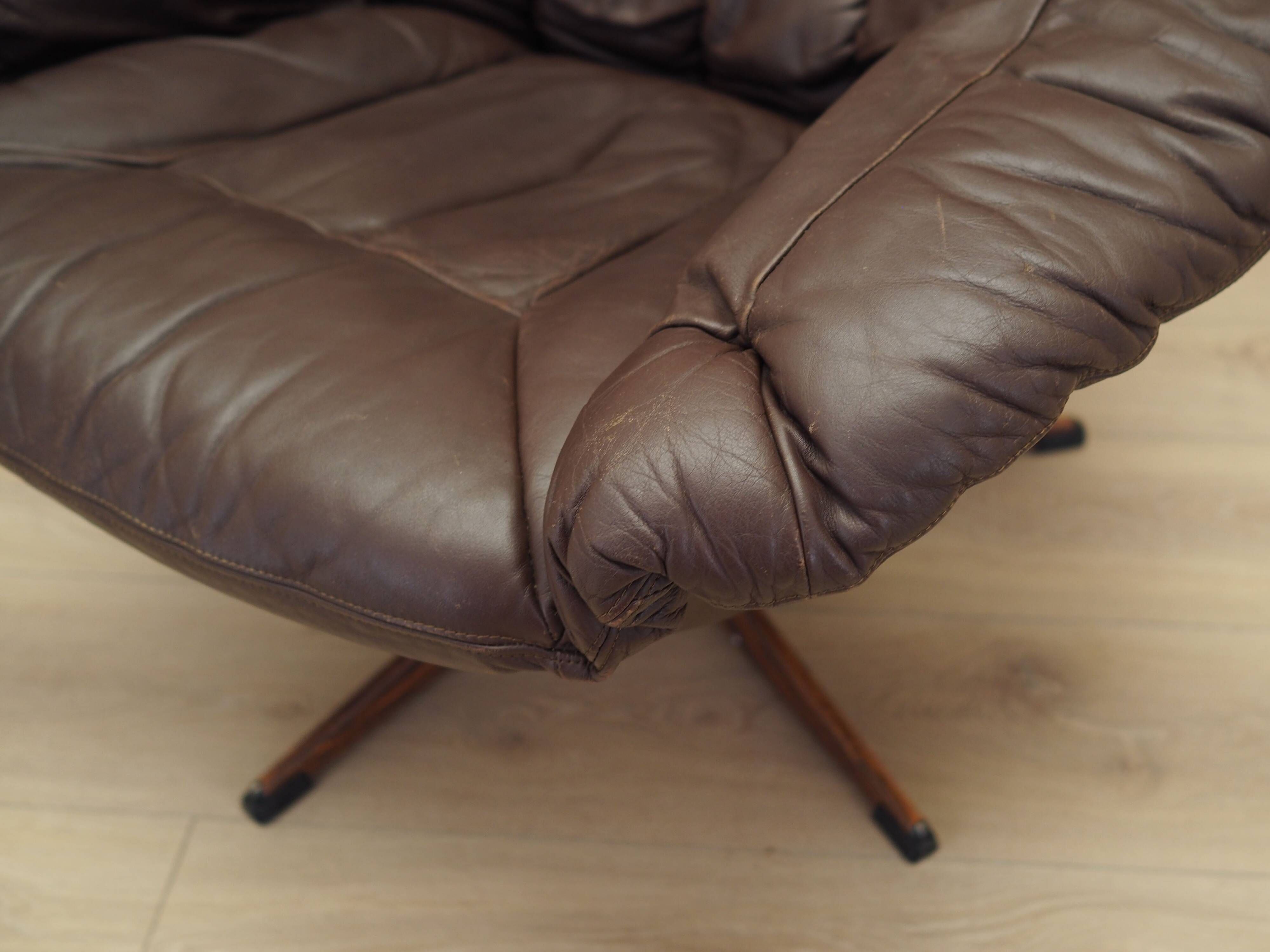 Leather swivel chair, Danish design, 1960s, designer: H.W. Klein, manufactu