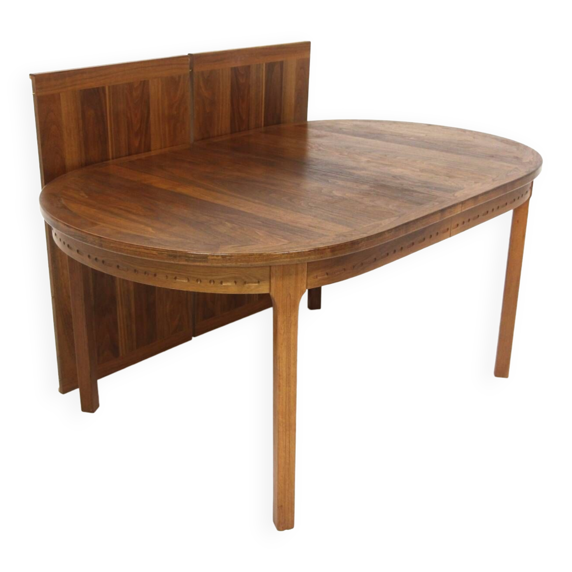 Table de salle à manger en noyer, "Rimbo" L-B Design Group,Troeds, Bjärnum, Suède,
