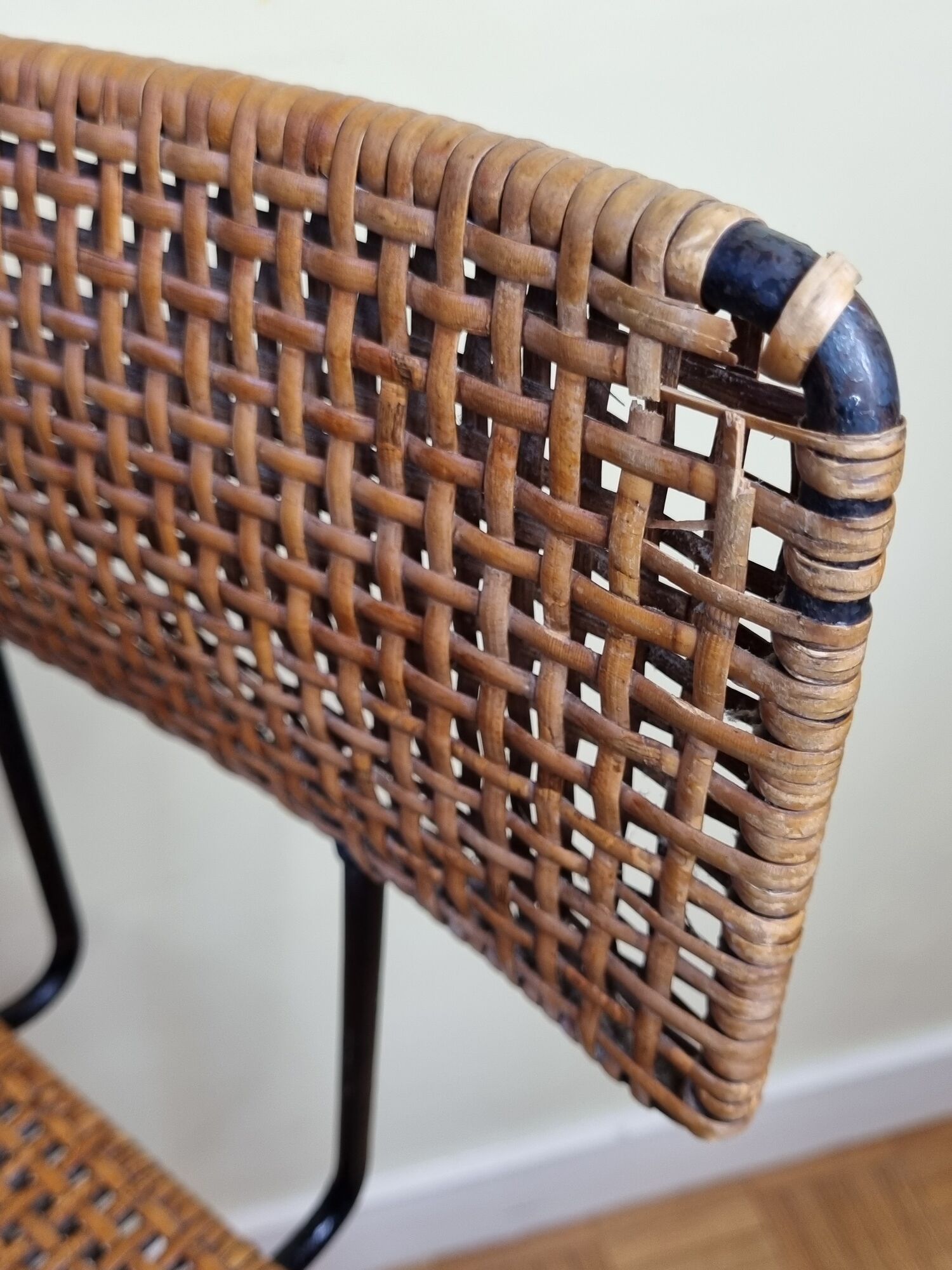 Bar stool in steel and braided wicker, design of the 50s, 92 cm