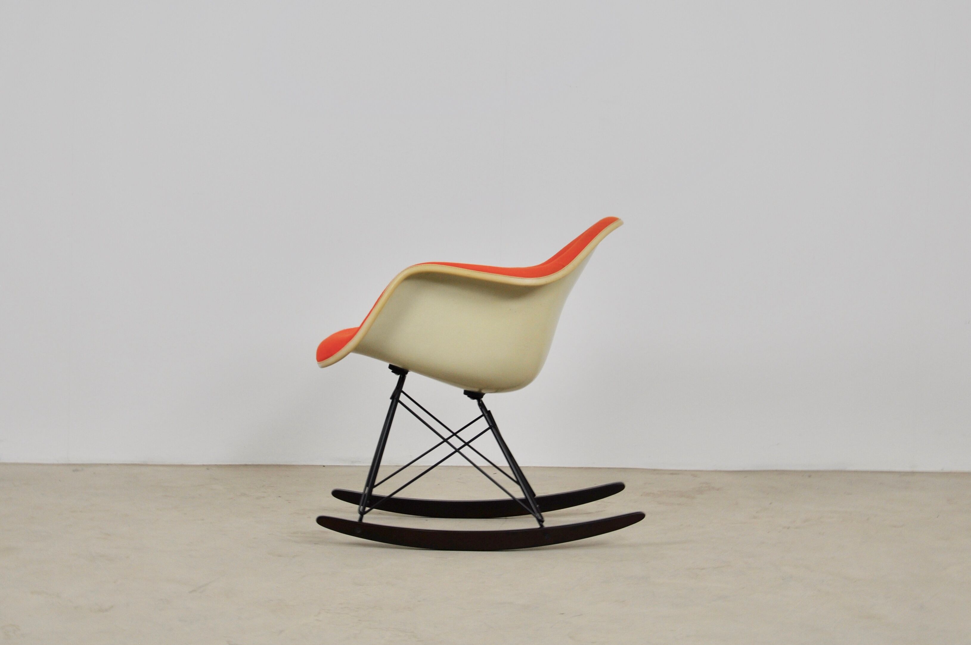Rocking chair RAR by Charles & Ray Eames, Herman Miller, 1960