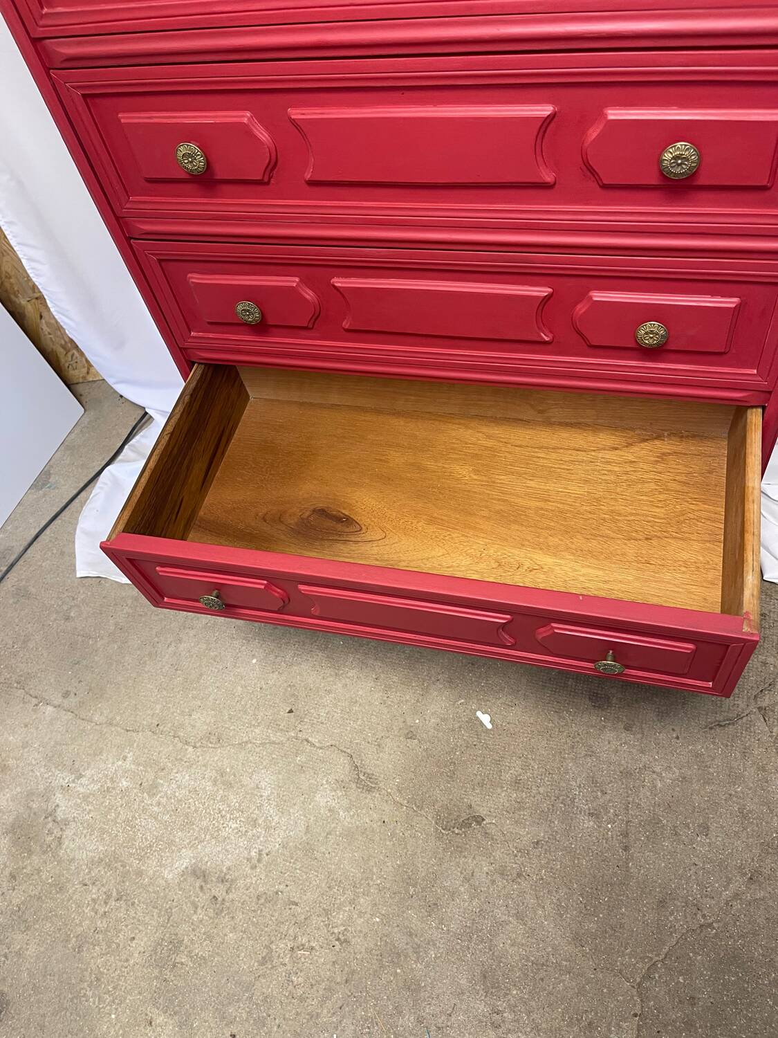 Weekly chest of drawers