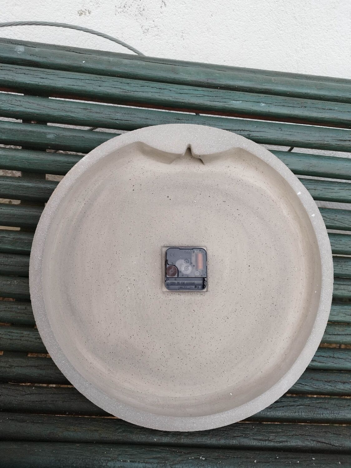 Round cement pendulum