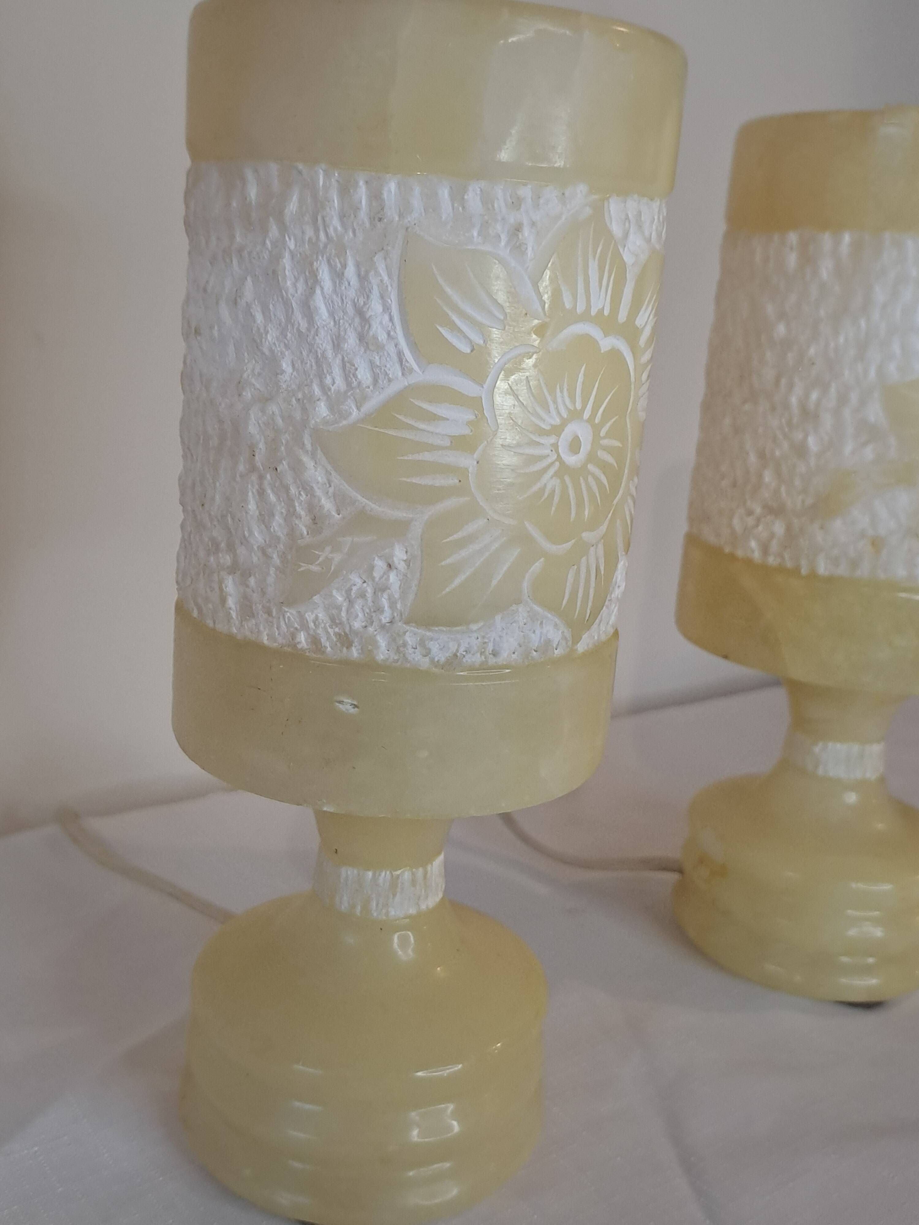 Pair of Vintage Carved Alabaster Lamps – Floral Elegance & Golden Light