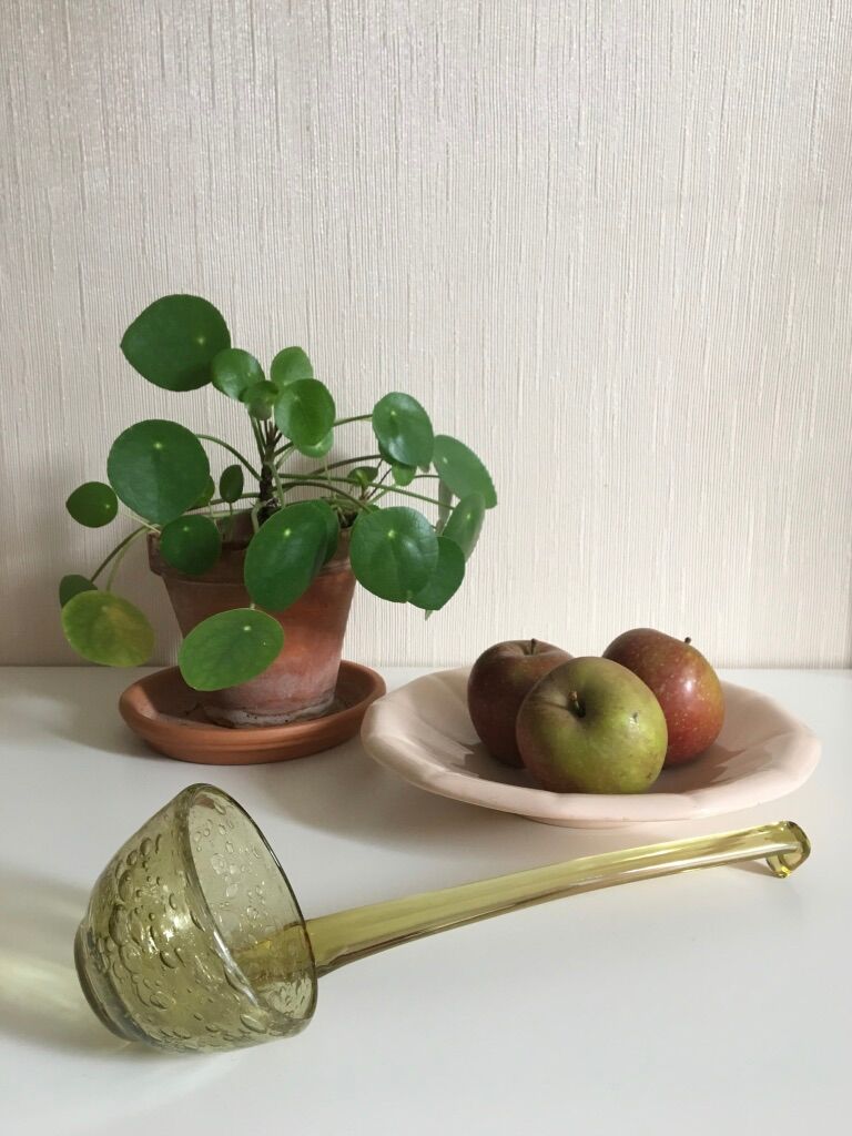 Lime green blown glass ladle, Biot