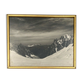Photo ancienne en noir et blanc montagne artistique dans cadre dore