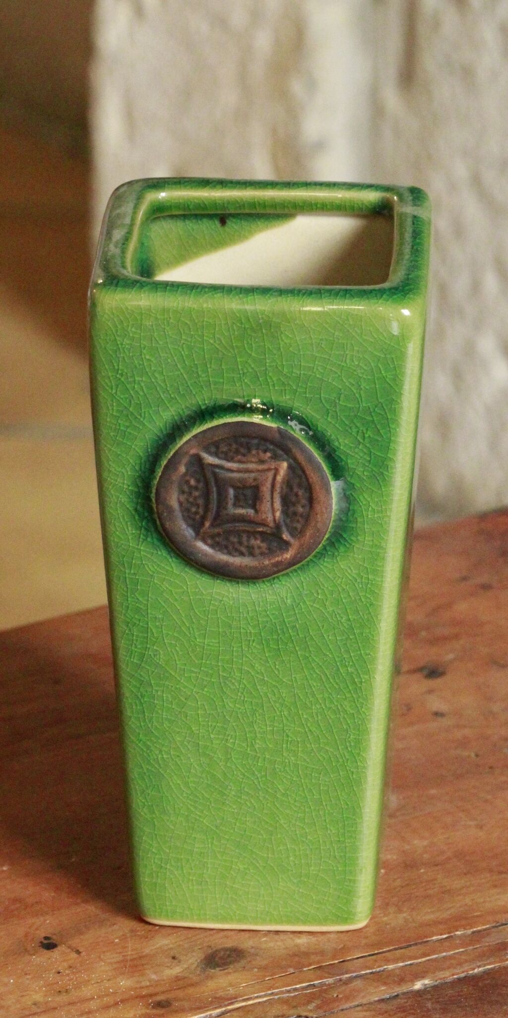 Green cracked ceramic vase