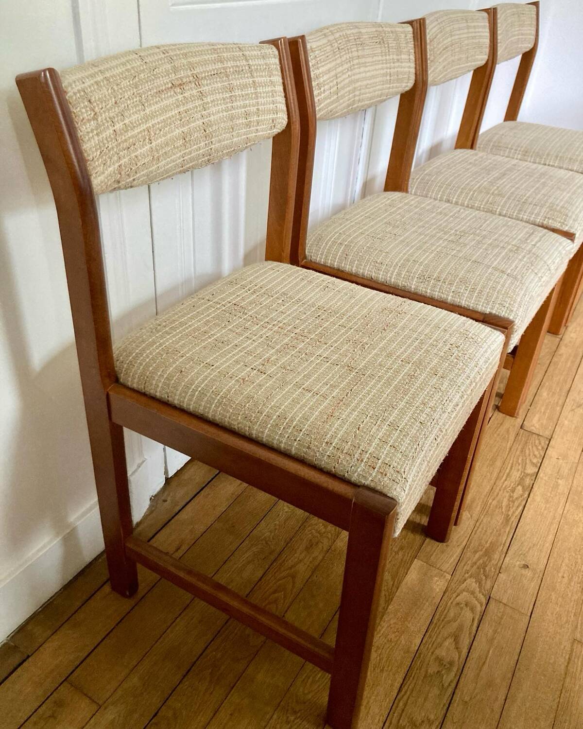 Set of 4 vintage chairs