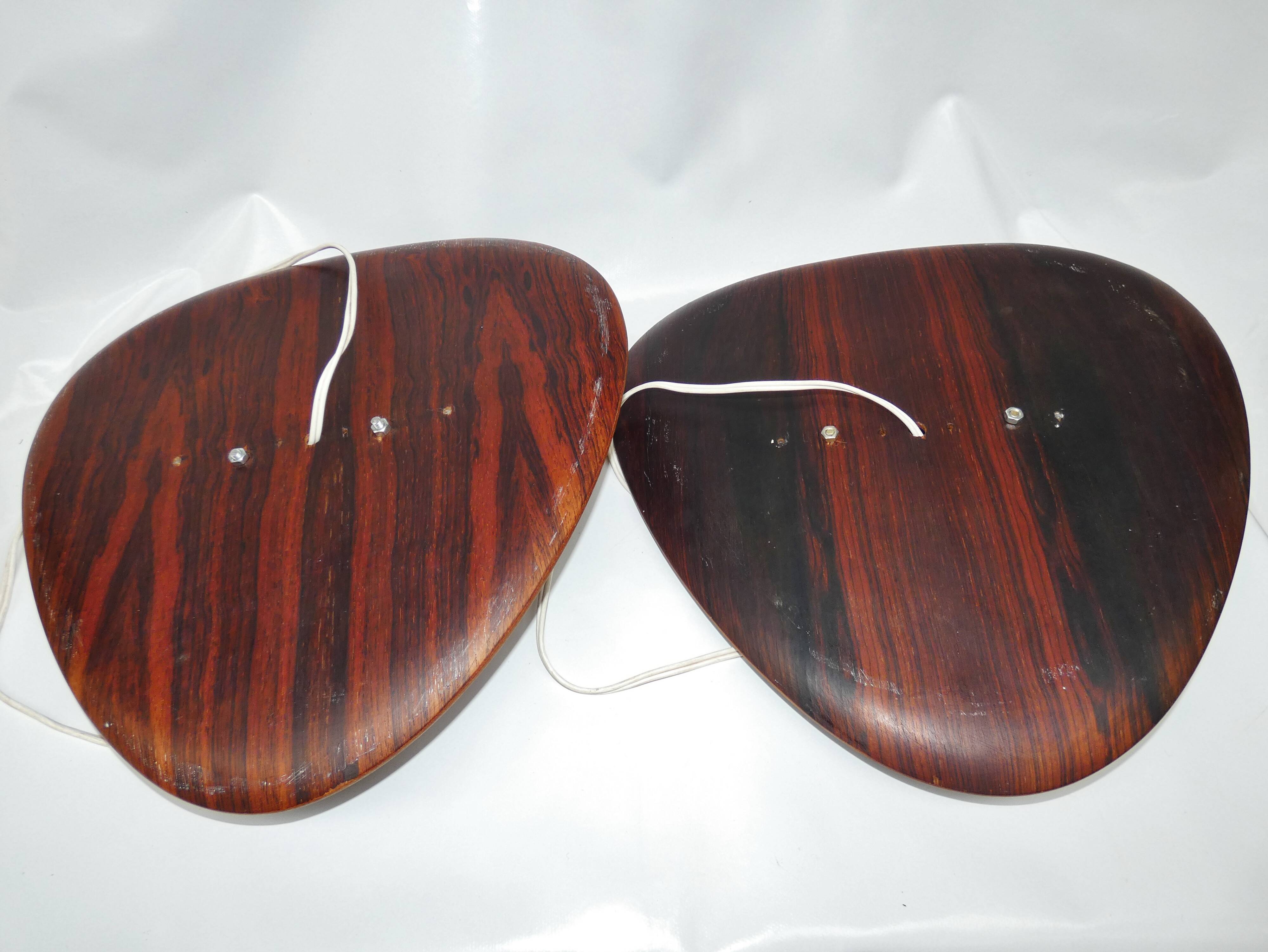 Reggiani, pair of vintage sconces opaline blanche palissandre, 1950, italy