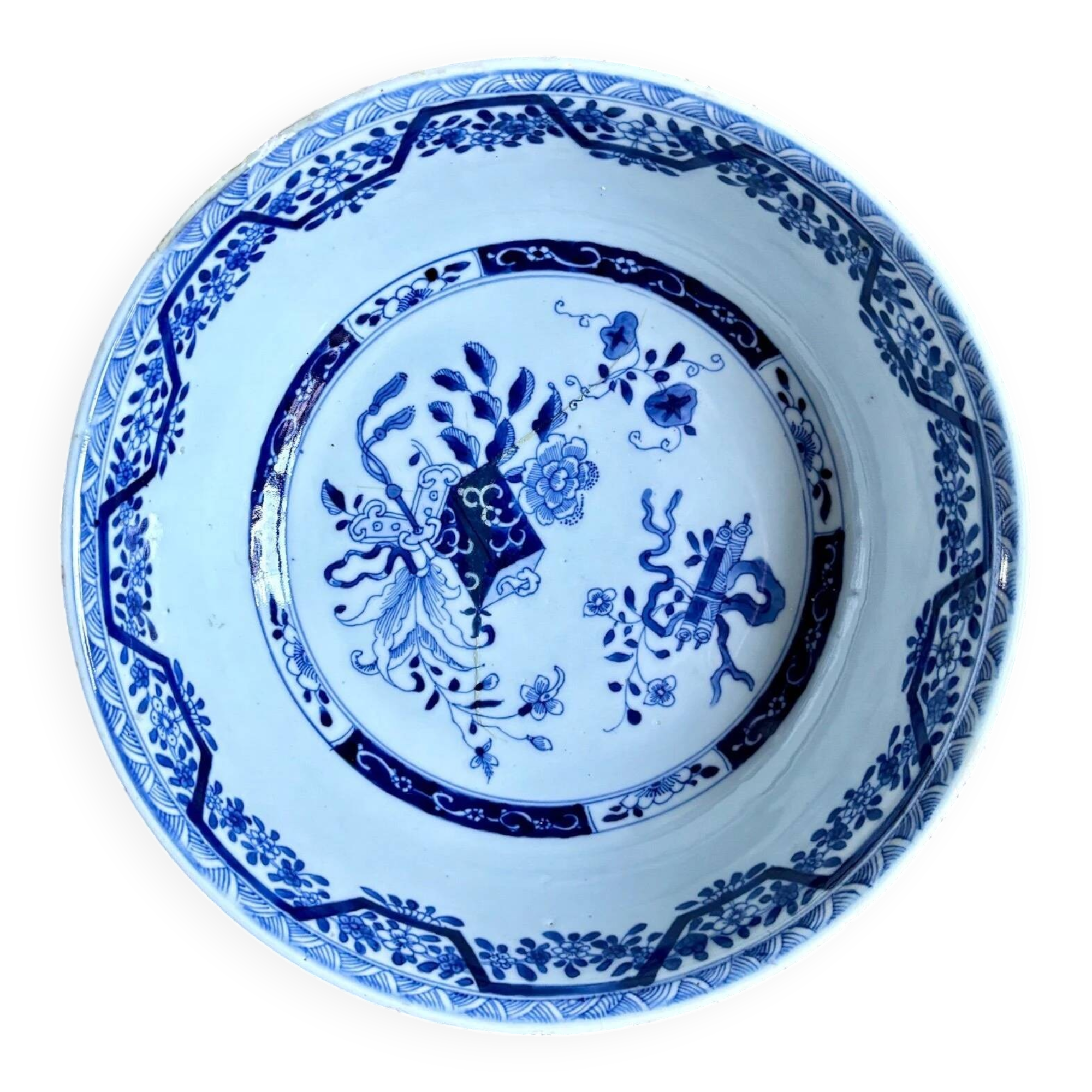 Blue porcelain East India Company salad bowl